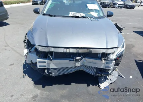 2019 Nissan Altima 2.0 Sr z USA, uszkodzony, nr VIN 1N4AL4CV5KC240386